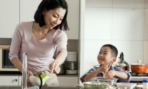 Phía sau những đứa trẻ xuất sắc là những bậc cha mẹ biết lùi về phía sau