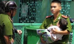 Đưa con đi dạo bị đâm chết: Hệ lụy từ những tin đồn thất thiệt