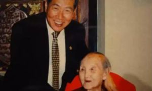 Vì sao cha mẹ phải cố gắng giàu con mới dễ thành đạt