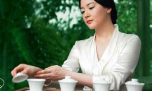 Vốn quý nhất của người phụ nữ là giáo dưỡng, không phải xinh đẹp