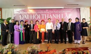 Gìn giữ và phát triển nghệ thuật truyền thống Việt Nam tại Đức