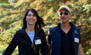 Vợ CEO Amazon Jeff Bezos “lãi” 1 tỉ USD chỉ sau 2 tuần chia tiền ly hôn