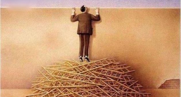 3 bức tranh như lời cảnh tỉnh: 20 tuổi vẫn nghèo, đó là bình thường; 30 tuổi...