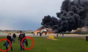 Bài học từ đoạn video sơ tán hành khách khỏi máy bay Nga bốc cháy