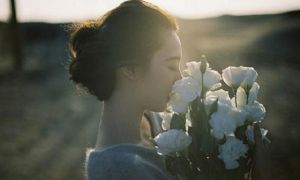 Mỗi kiếp người chỉ có trăm năm để yêu để quý, vậy nên đừng chỉ nhìn vào một...