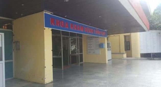Tiến sĩ học ở Mỹ liên tục đập bàn thờ, lao đầu vào ô tô vì lý do đáng sợ