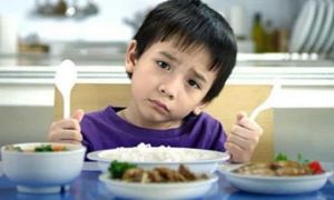 Cha mẹ khôn ngoan sẽ không khoe giàu, cũng không than nghèo