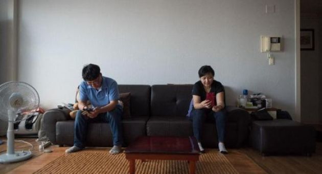 Phụ nữ nước ngoài lấy chồng Hàn Quốc: Bị cả gia đình chồng và xã hội