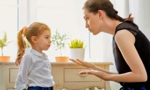 Tám lý do bà mẹ Mỹ khuyến khích con cãi lại