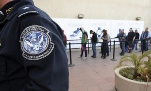 Mỹ sẽ không cấp thẻ xanh cho người nhập cư quá nghèo