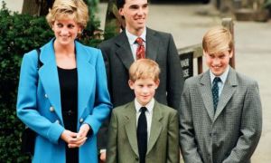 Ngày đầu đến trường của con cháu Nữ hoàng Anh