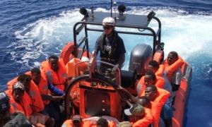 Vấn đề người di cư: Italy cho phép tàu chở người di cư cập cảng