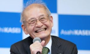 Nhật Bản góp mặt trong giải Nobel Hóa học 2019 nhờ công trình nghiên cứu pin...