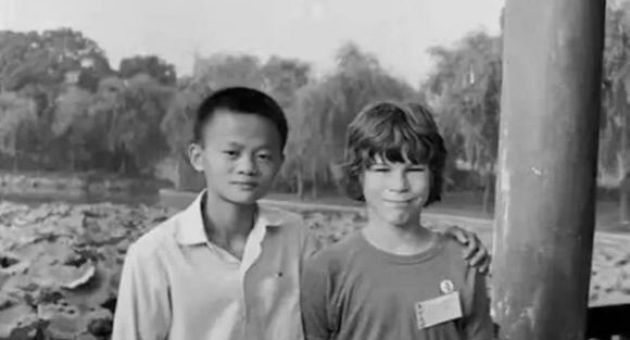Từng được giúp đỡ 3 triệu đồng vô điều kiện, tỷ phú Jack Ma trở lại tìm ân...