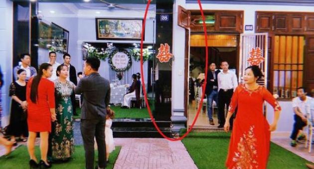 Thích thú với đám cưới 2 nhà sát vách, 1 năm cô dâu về thăm ngoại… 365 ngày