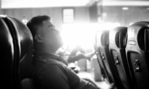 Vì sao lúc nào bạn cũng cảm thấy mệt mỏi ngay khi đã ngủ đủ giấc?