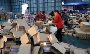 Dân Trung Quốc tẩy chay hàng Mỹ trong ngày mua sắm trực tuyến lớn nhất