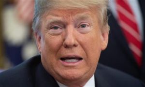 Tổng thống Trump 'xứng đáng bị bãi nhiệm'