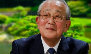 Vui vẻ luôn đồng hành với người độ lượng, tài phú luôn đồng hành với người...