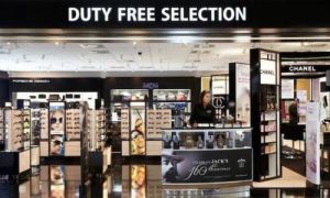 Có 3 thứ đáng mua nhất trong cửa hàng miễn thuế ở sân bay, không phải nước hoa...