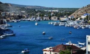 Kỷ lục khách Mỹ-EU đến Crimea: Phương Tây bó tay trước Putin!