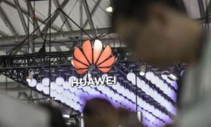 Mỹ sắp ban hành luật cấm loại Huawei khỏi danh sách đen của Bộ Thương mại Mỹ