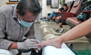 Khi ba đi xuất khẩu lao động