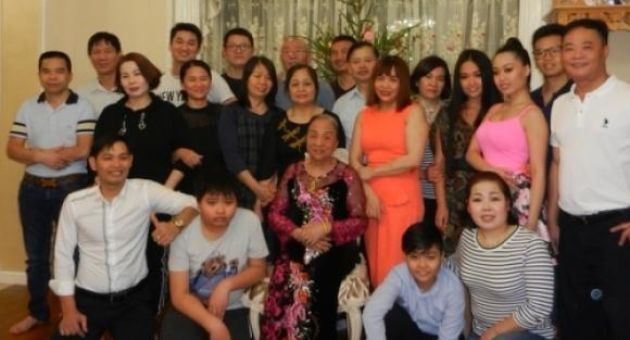 Đêm vui Noel của người Việt tại Nga
