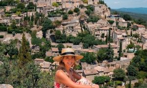 Ngắm làng cổ Gordes – bức tranh cổ kính miền quê nước Pháp ẩn mình sau sắc tím...