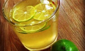 Cách pha nước chanh mật ong uống mỗi tối, dáng chuẩn, da trắng mịn lại chữa...