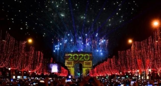 Thế giới bước sang năm mới 2020 cùng nỗi lo khủng hoảng
