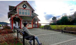 Sức khỏe của nam Việt kiều Canada về quê ăn Tết bị cắt gân chân và tạt axit...