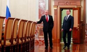 /thumb/thumb.php?src=images/stories/content/2020/01/16/42_1_dia-chan-chinh-tri-o-nga-sau-bai-phat-bieu-cua-putin.jpg&w=300&h=180&zc=1&q=80&a=c