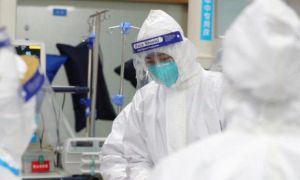 Hoa Kỳ báo cáo trường hợp lây truyền virus corona từ người sang người đầu...