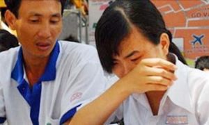 Nghẹn ngào câu chuyện “Con trượt rồi bố ạ”