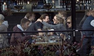 Ca tử vong vượt 1.000, Thụy Điển vẫn chống dịch ‘ngược chiều thế giới’