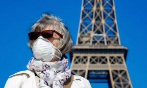 Tổng thống Macron không khuyến cáo tất cả dân Pháp mang khẩu trang