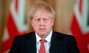 Anh gia hạn phong tỏa chống dịch COVID-19 thêm ít nhất 3 tuần