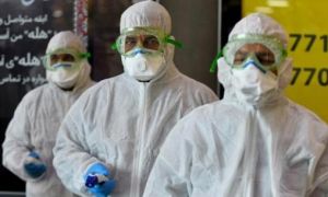 Anh mua 25 triệu bộ đồ bảo hộ Trung Quốc