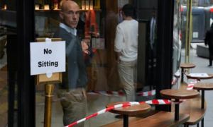 Các nhà kinh tế Australia khuyên tiếp tục cách biệt cộng đồng