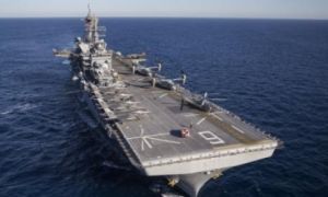 Hai tàu chiến Mỹ tới Biển Đông, nghi hoạt động gần tàu khảo sát Trung Quốc