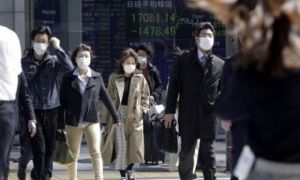 Nhật Bản: Bệnh viện cho y tá đi làm dù dương tính virus corona