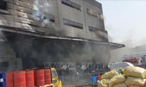 Hỏa hoạn nghiêm trọng tại công trường xây dựng của Hàn Quốc