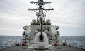 NÓNG: Tàu chiến Trung Quốc đụng độ tàu chiến Mỹ ở biển Đông