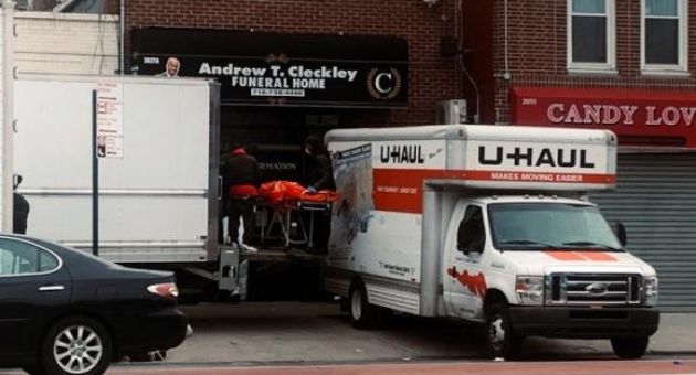 Phát hiện hàng chục thi thể đang phân hủy trên xe tải ở New York