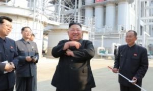 Lãnh đạo Triều Tiên Kim Jong Un tái xuất hiện