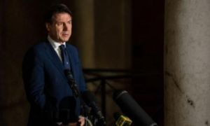 EU tìm cách cứu du lịch khối, Italy dọa rút khỏi liên minh châu Âu