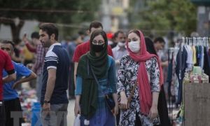 Iran ‘gồng mình’ trước làn sóng bùng phát dịch bệnh COVID-19 mới