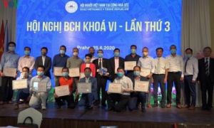 Vinh danh tổ chức và cá nhân trong phòng chống dịch Covid-19 tại Séc