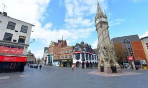 Anh tái phong tỏa thành phố Leicester trước làn sóng Covid-19 thứ 2
